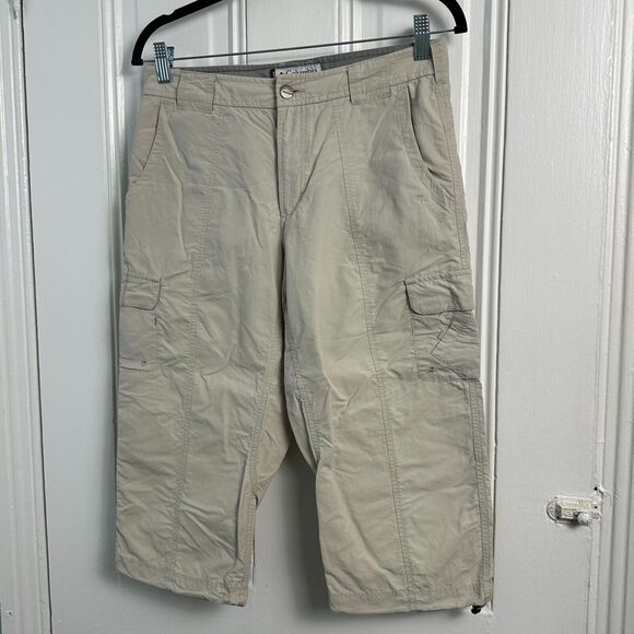 Columbia Titanium Hiking Shorts Womens 8 Tan Cargo Pocketed Nylon Cotton Utility - Picture 1 of 8